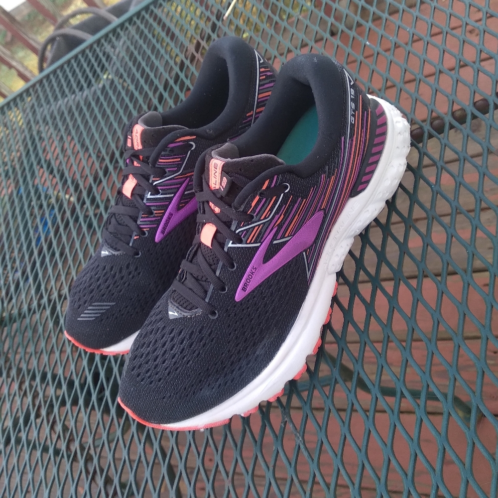 Brooks Adrenaline GTS 19 size 11
